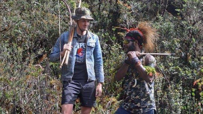 Nasib-Pilot-Susi-Air-Kapten-Philips-akan-Diberdayakan-Ajari-Anak-Muda-KKB-Terbangkan-Pesawat
