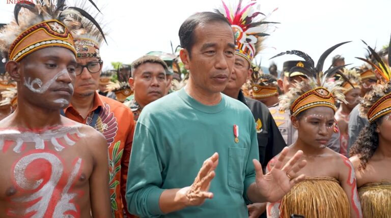 jokowi-berharap-papua-street-carnival-terus-berlanjut-07072023-144407