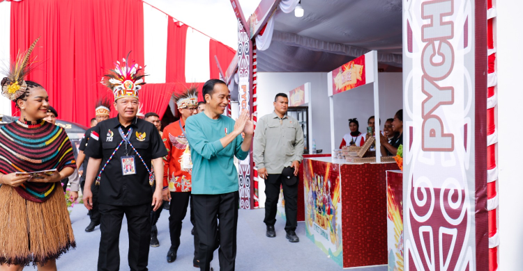 jokowi-buka-papua-street-carnival-kolaborasi-kemenparekraf-dan-pych-binaan-bin_178973