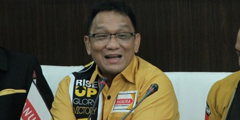 806267_10221829102021_Inas_Nasrullah_Hanura