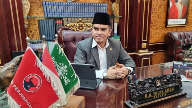 gus-falah-tegaskan-tayangan-azan-yang-menampilkan-ganjar-bukan-politik-identitas-IOurNGPdM0