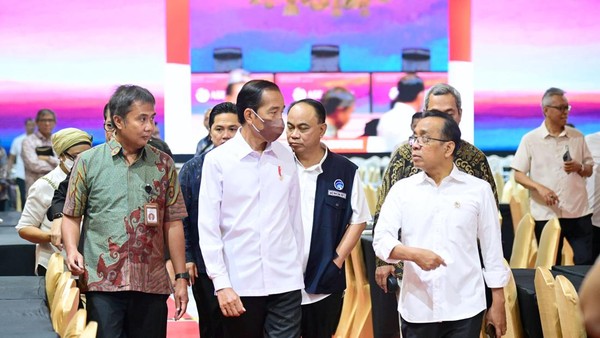 jokowi-tinjau-venue-ktt-asean-1_169