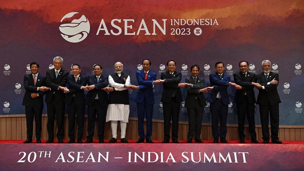 pm-india-narendra-modi-puji-kepemimpinan-jokowi-di-asean_169