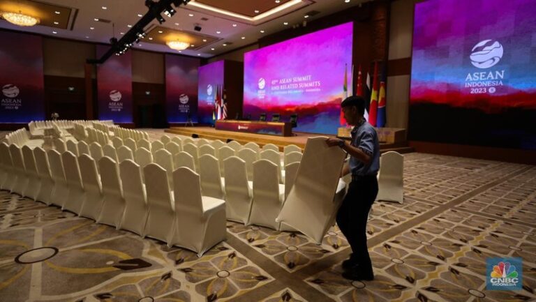 suasana-vanue-ktt-asean-di-jcc-senayan-jakarta-sabtu-292023-cnbc-indonesiatri-susilo-2_169