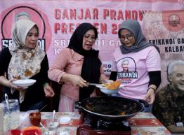 tingkatkan-kemampuan-memasak-milenial-srikandi-ganjar-gelar-pelatihan-pembuatan-tempoyak-di-pontianak_174131