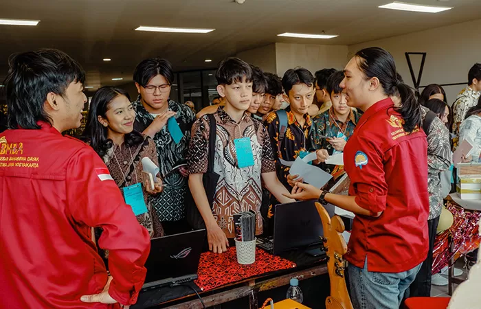 PENDIDIKAN-FOTO-A-185896275