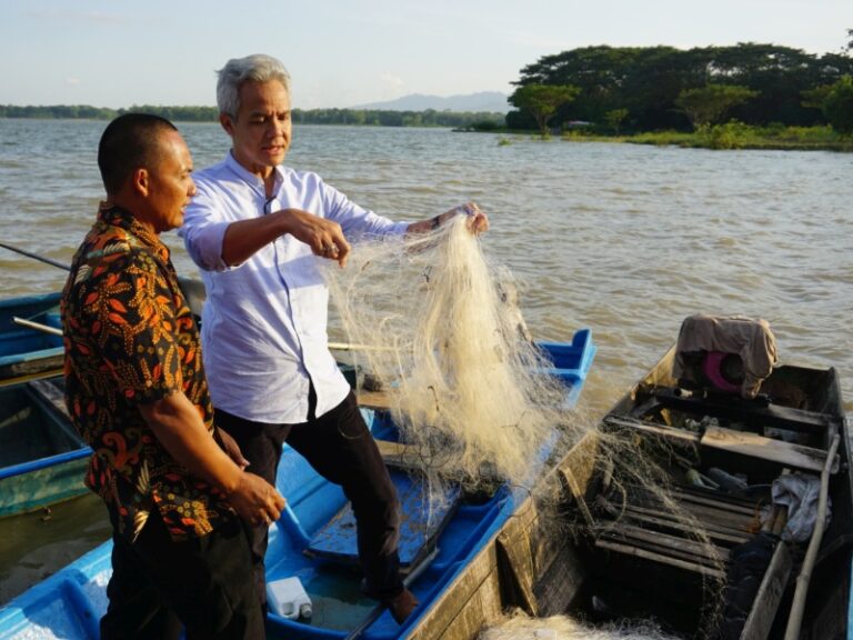 genjot-kesejahteraan-nelayan-ganjar-ajarkan-lima-skema-4q0SZchw0u