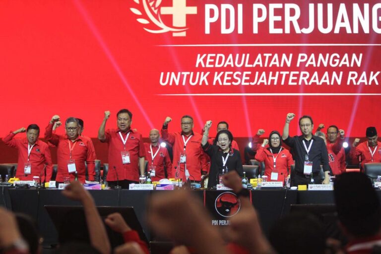 penutupan_rakernas_pdip_51011