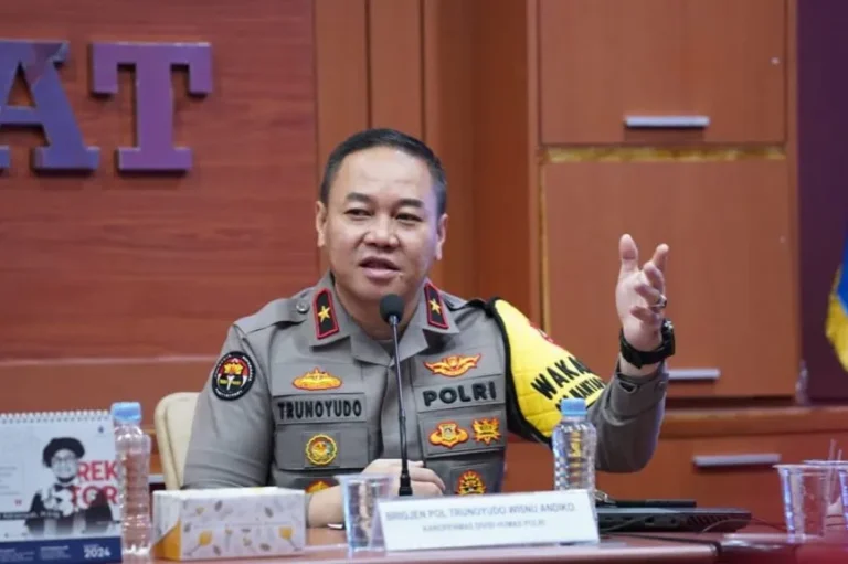 Kepala-Biro-Penerangan-Masyarakat-Karopenmas-Divisi-Humas-Kepolisian-RI-Polri-Brigjen-Pol.-Trunoyudo-Wisnu-Andiko
