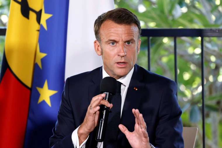 240522-New-Caledonia-emmanuel-macron-ac-949p-04988a