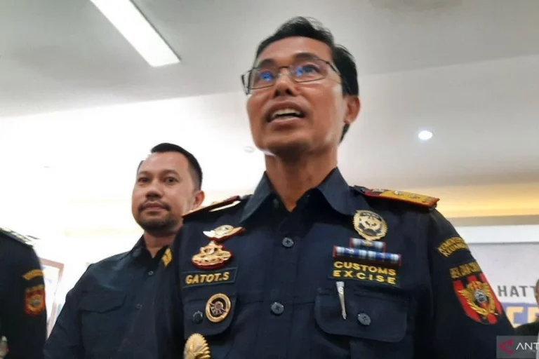 kepala-bea-cukai-soekarno-hatta-gatot-sugeng-wibowo-azmi-sam-ucnd