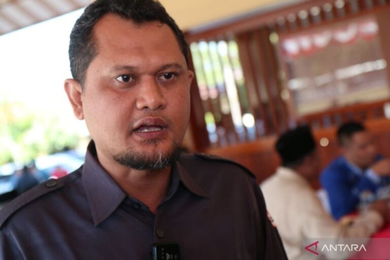 ketua-bawaslu-ntb-itratip