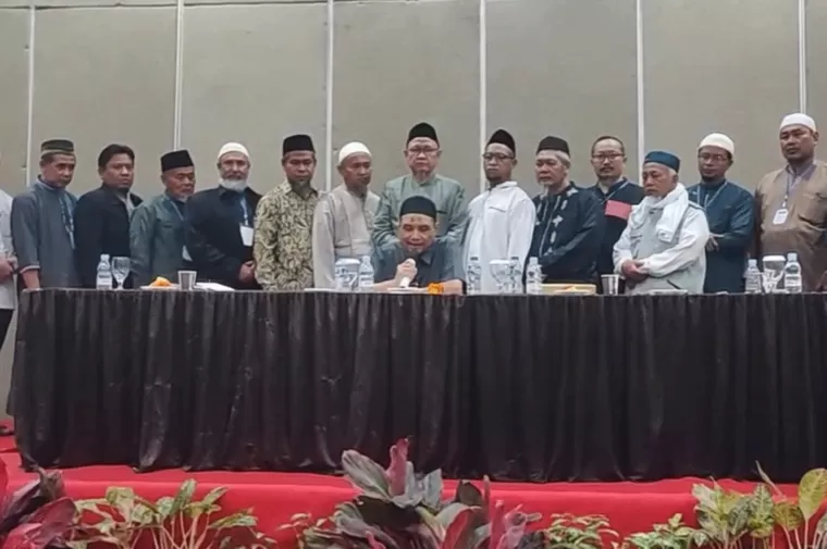 foto-berita-jamaah-islamiyah-resmi-bubar-kembali-ke-pangkuan-nkri--090724020813