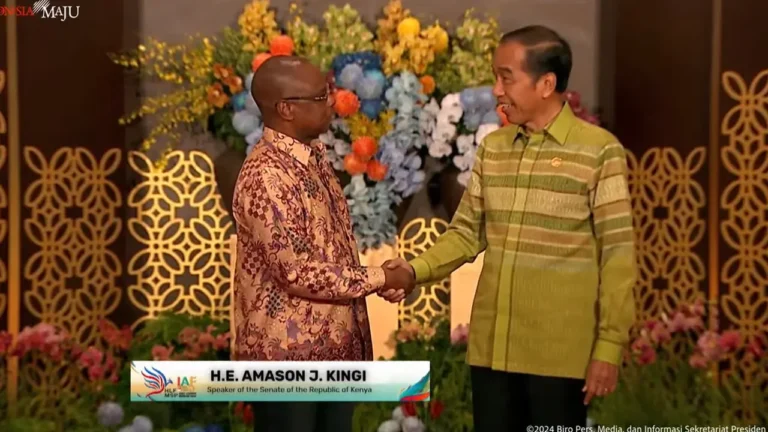 071908600_1725194750-Jokowi_kenya