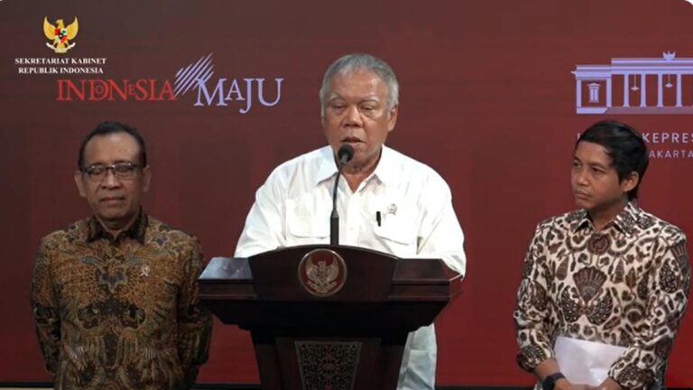 032463600_1717396819-Kepala_Otorita_IKN