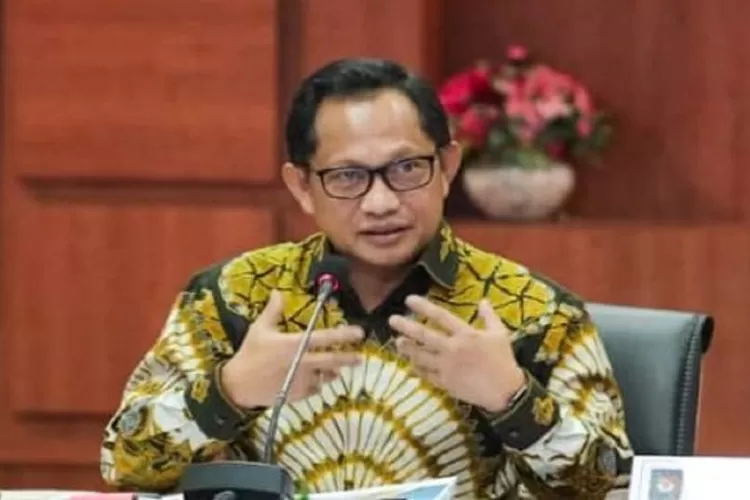Foto-Menteri-Dalam-Negeri-4026703175