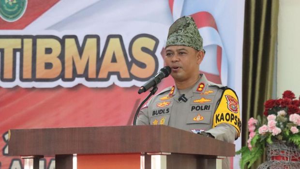 kapolres-rokan-hulu-akbp-budi-setiyono-dok-polres-rokan-hulu_169