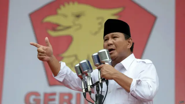 140627075628_prabowo_subianto_624x351_afp.jpg