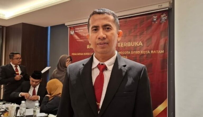 Ketua-KPU-Batam-Mawardi