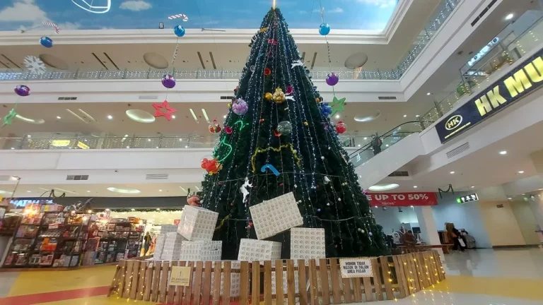pohon-natal1-2341080626