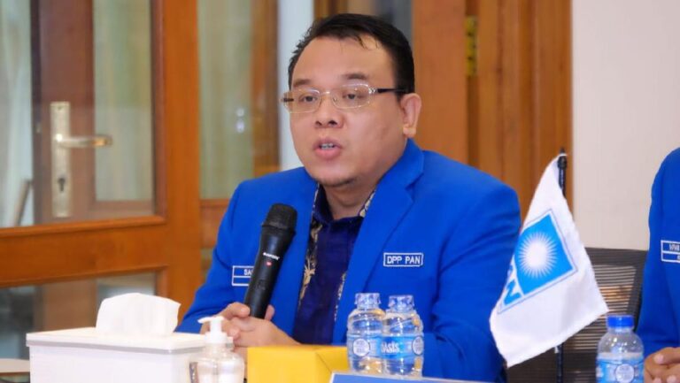 ketua-dpp-pan-saleh-daulay-3_169 (2)