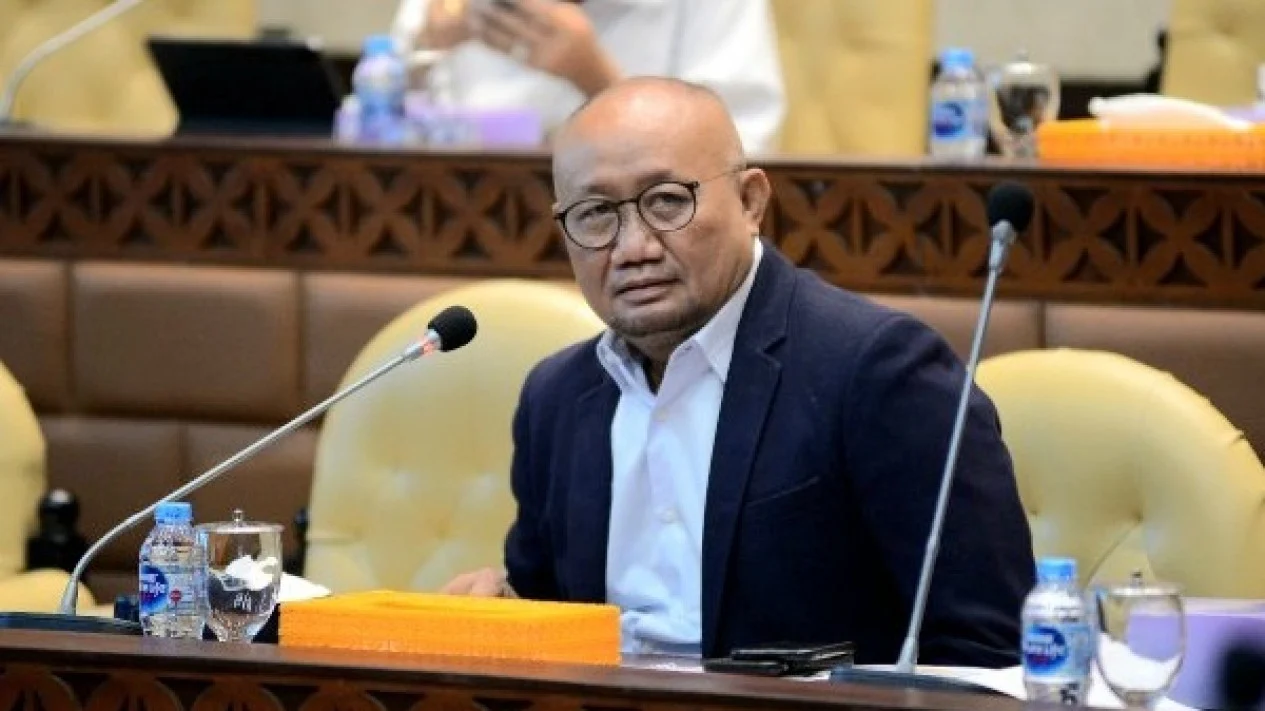 6763b65338d70-anggota-dpr-ri-fraksi-partai-gerindra-sumail-abdullah_banyuwangi (2)