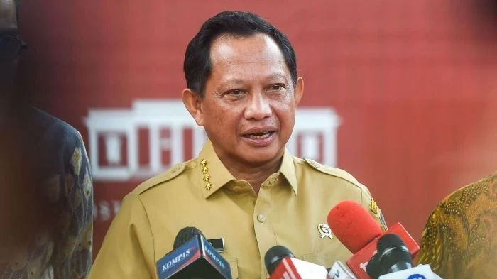 Menteri-Dalam-Negeri-Mendagri-Tito-Karnavian