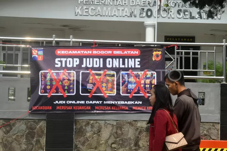 judi-1