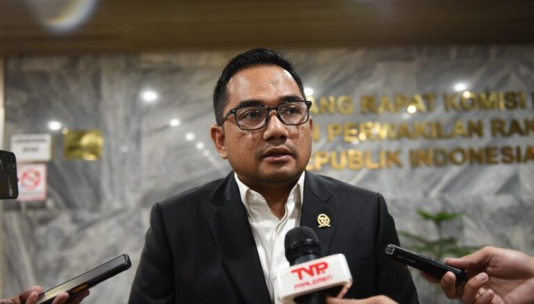 ketua-komisi-ii-dpr-usulkan-dua-opsi-pelantikan-kepala-daerah-15012025-163709 (1)