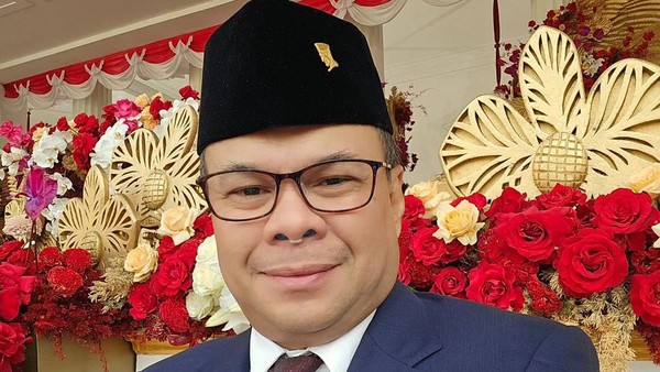romy-soekarno_169