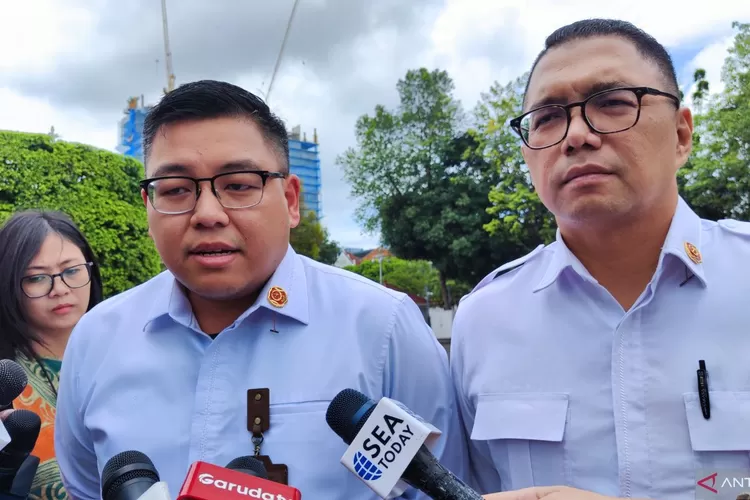 Deputi-Bidang-Diseminasi-dan-Media-Informasi-Kantor-Komunikasi-Kepresidenan-PCO-Noudhy-Valdryno-4281963880