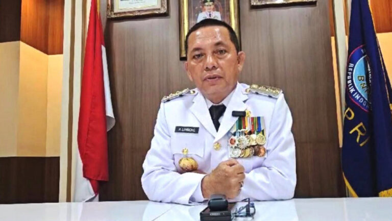 setelah-resmi-dilantik-pj-gubernur-ramses-limbong-siap-jalankan-instruksi-mendagri_KxmiE76dGO (1)