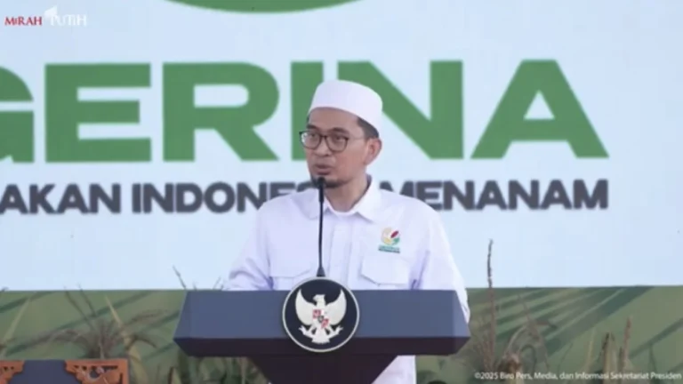 680890880f7ed-ustadz-adi-hidayat-sebagai-inisiator-gerina_1265_711