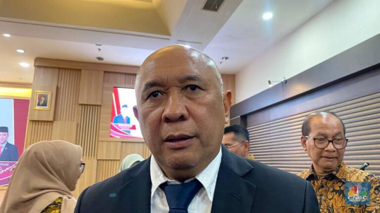 menkop-umkm-periode-2019-2024-teten-masduki-cnbc-indonesia-teten-masduki_169