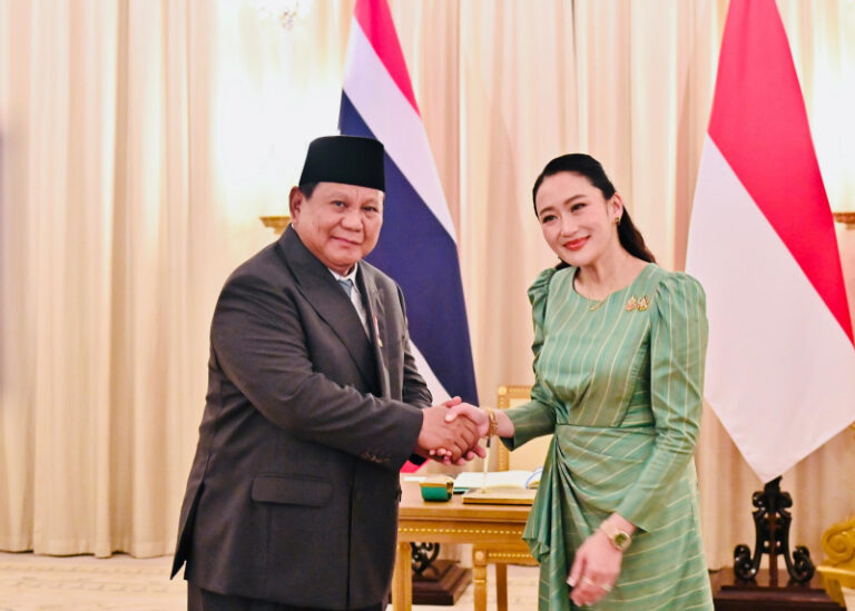 presiden-prabowo-disambut-hangat-pm-thailand-paetongtarn-shinawatra-di-bangkok-19052025-170729