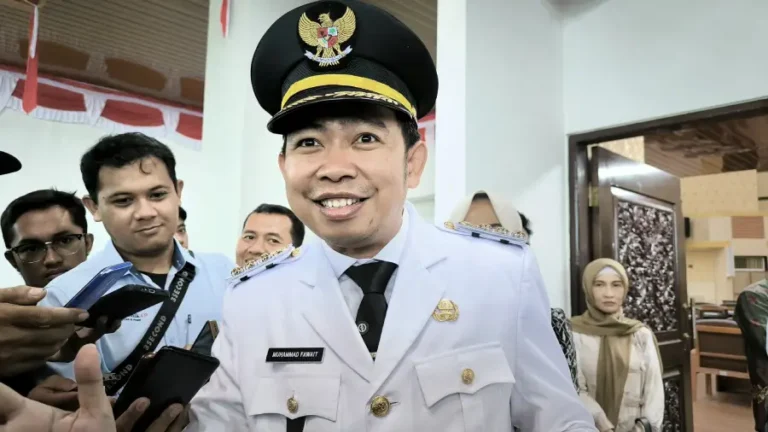Bupati-Muhammad-Fawait