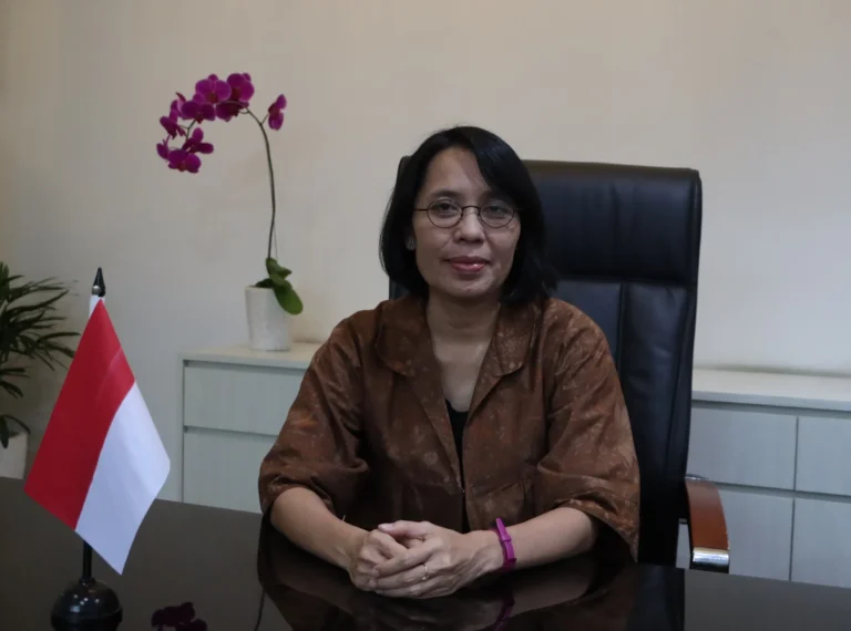 Direktur-Jenderal-Kesehatan-Masyarakat-Dirjen-Kesmas-Kemenkes-Maria-Endang-Sumiwi (1)