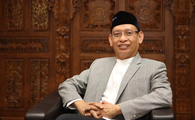 Prof_Dr_H_Mohammad_Nasih_MT_SE_Ak_CMA
