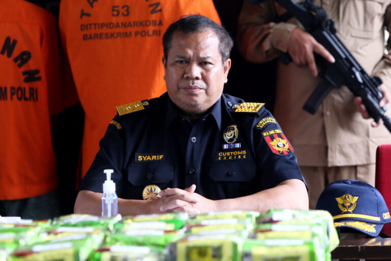 direktur-interdiksi-narkotika-bea-cukai-r-syarif-hidayat-men-yakd