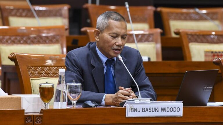 uji-capim-kpk-ibnu-basuki-widodo-2_169