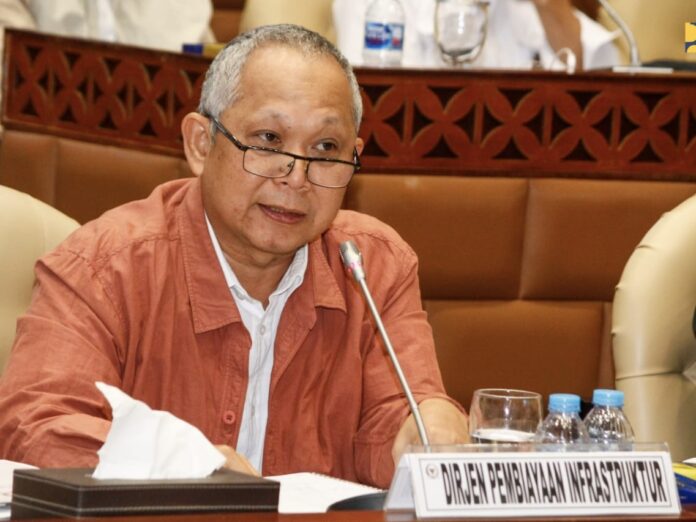 Direktur-Jenderal-Pembiayaan-Infrastruktur-Pekerjaan-Umum-dan-Perumahan-PUPR-Kementerian-PUPR-Herry-Trisaputra-Zuna-696x522