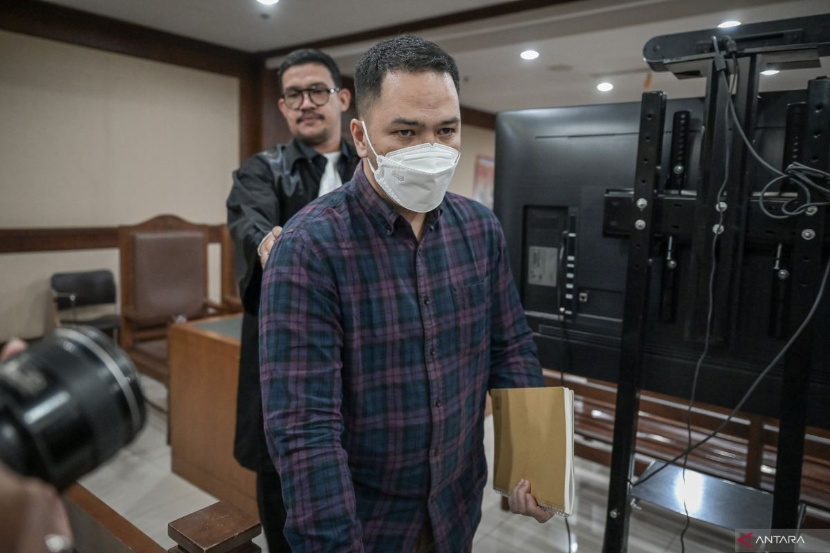 Sidang-tuntutan-kasus-tilap-uang-barang-bukti-investasi-bodong-4
