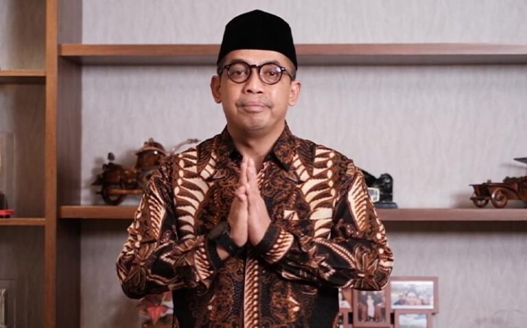 direktur-jenderal-pajak-kementerian-keuangan-kemenkeu-suryo_231125071357-787