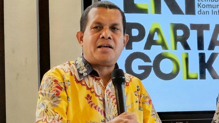 ketua-dpd-i-partai-golkar-ntt-emanuel-melkiades-laka-lena-bicara-kib