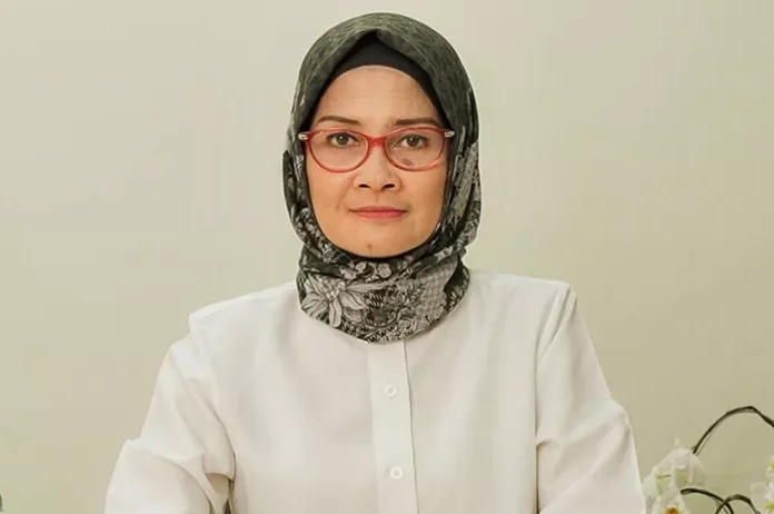 Tenaga-Ahli-Utama-Kantor-Komunikasi-Kepresidenan-PCO-Adita-Irawati.jpeg-696x462