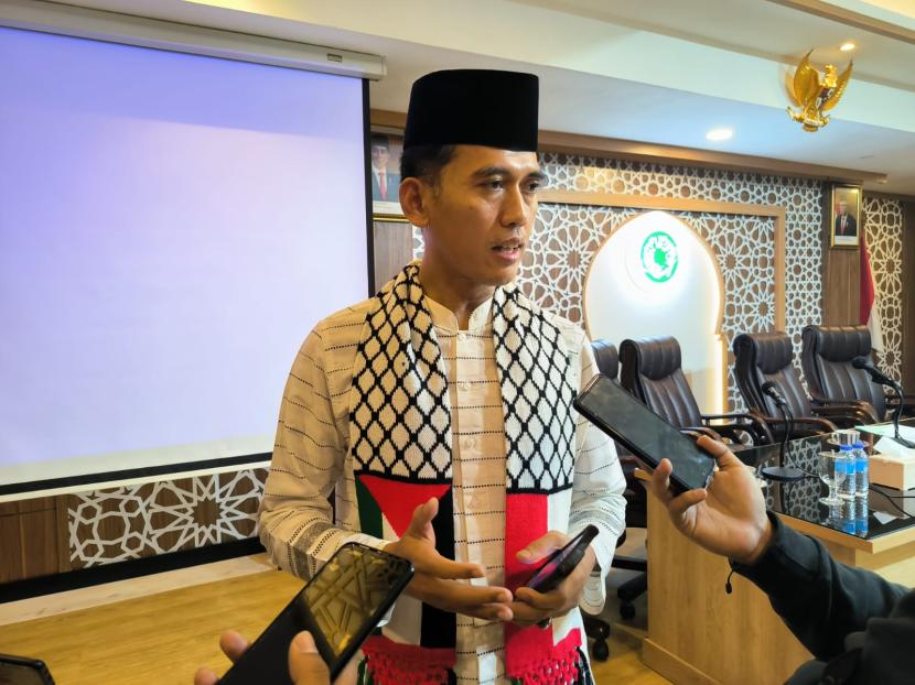 ketua-majelis-ulama-indonesia-mui-bidang-fatwa-kh-asrorun_231110151545-670