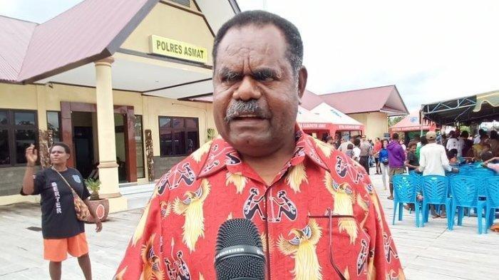Gubernur-Papua-Barat-Daya-Elisa-Kambu-2025