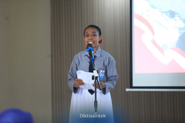 julita-abigael-kambuaya-salah-satu-siswa-sekolah-garuda-tran-djkc