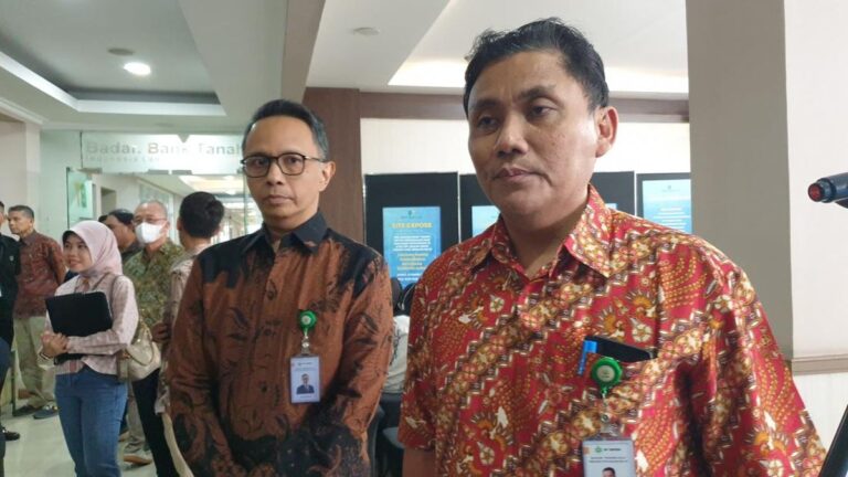 komisioner-bp-tapera-heru-pudyo-nugroho-dan-deputi-komisioner-bidang-pemanfaatan-dana-tapera-sid-herdi-kusuma-1742588752907_169