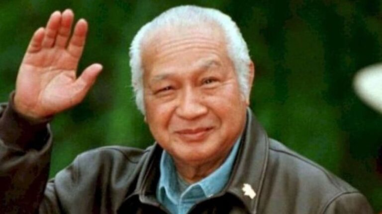 690c95c9e2440-presiden-ke-2-ri-soeharto_jakarta